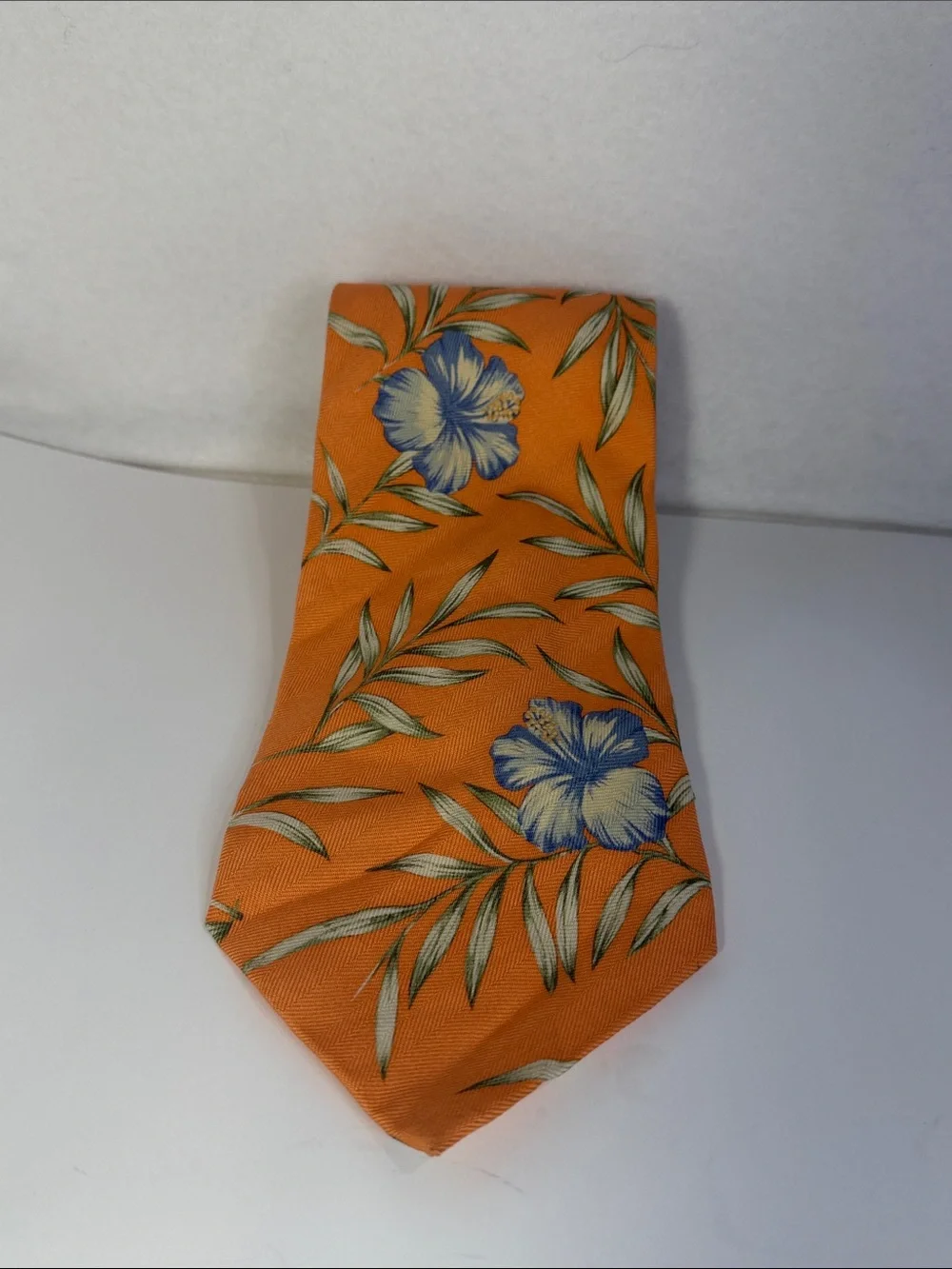 Tommy Bahama Men’s Floral Silk Tie Hibiscus Print